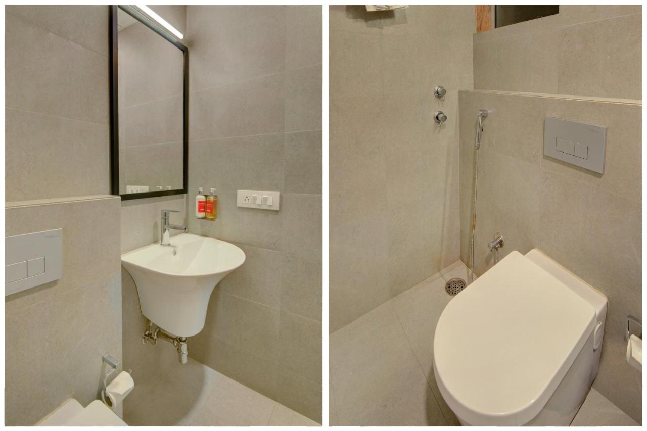 فندق Vaccinated Staff- Oyo Townhouse 105 Khar West Station مومباي المظهر الخارجي الصورة